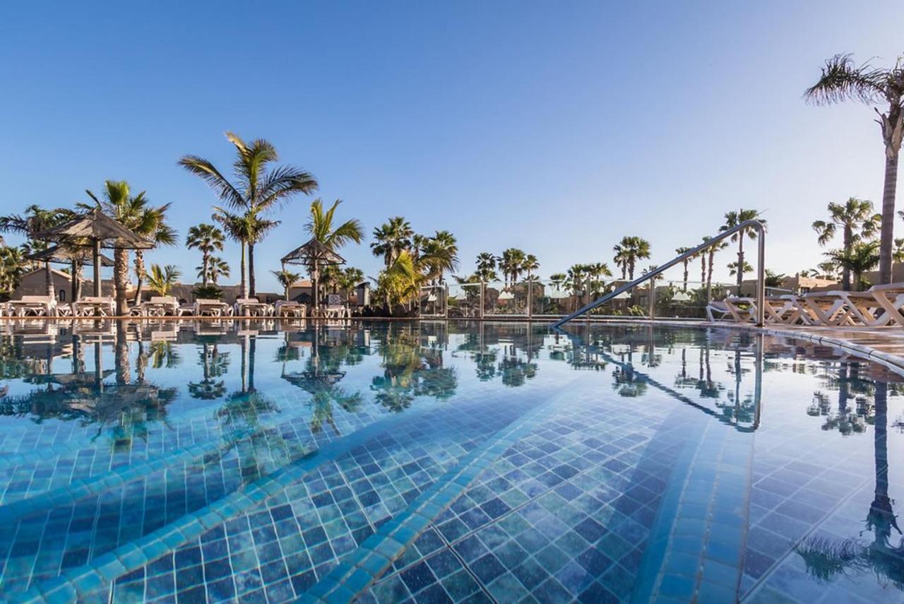 Family Apartment With Pool View - Oasis Duna Resort Corralejo Extérieur photo